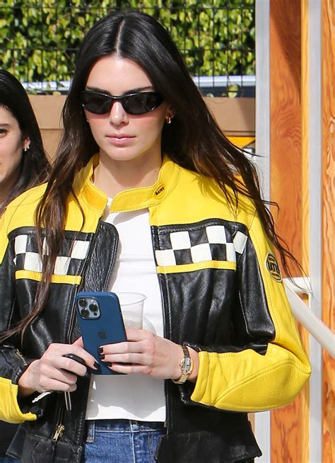 Kendall Jenner’s “Bathtub” Watch Is the French.